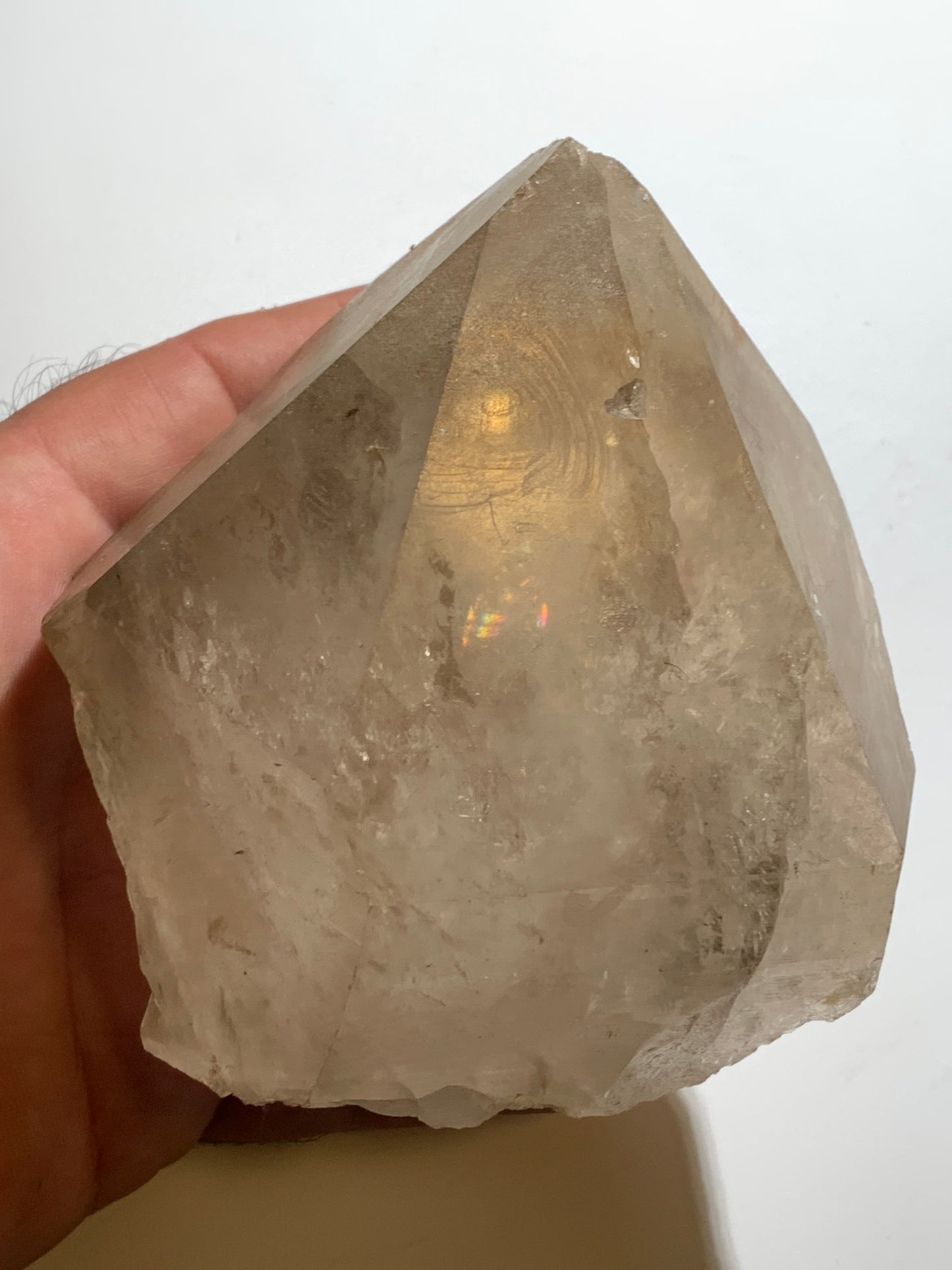 Cristal de roche - Tête de cristal géant - 100 L x 80 l x 64 h mm - 780 grammes - Belle pièce !