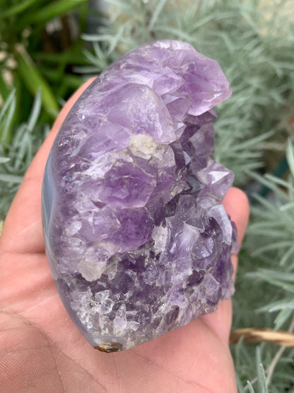 Forme libre en améthyste et Agate – Pièce de ± 90 x 70 x 40 mm – 355,4 g !