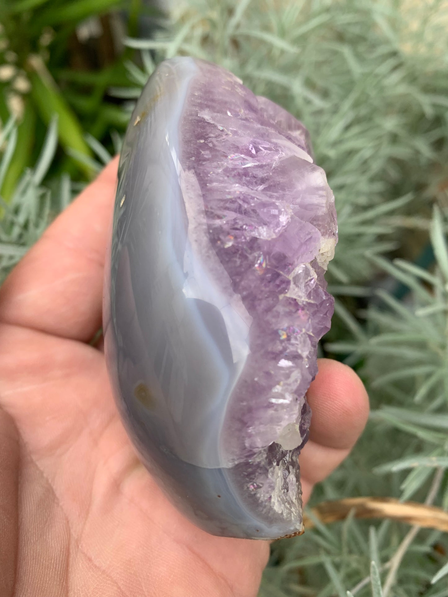 Forme libre en améthyste et Agate – Pièce de ± 90 x 70 x 40 mm – 355,4 g !