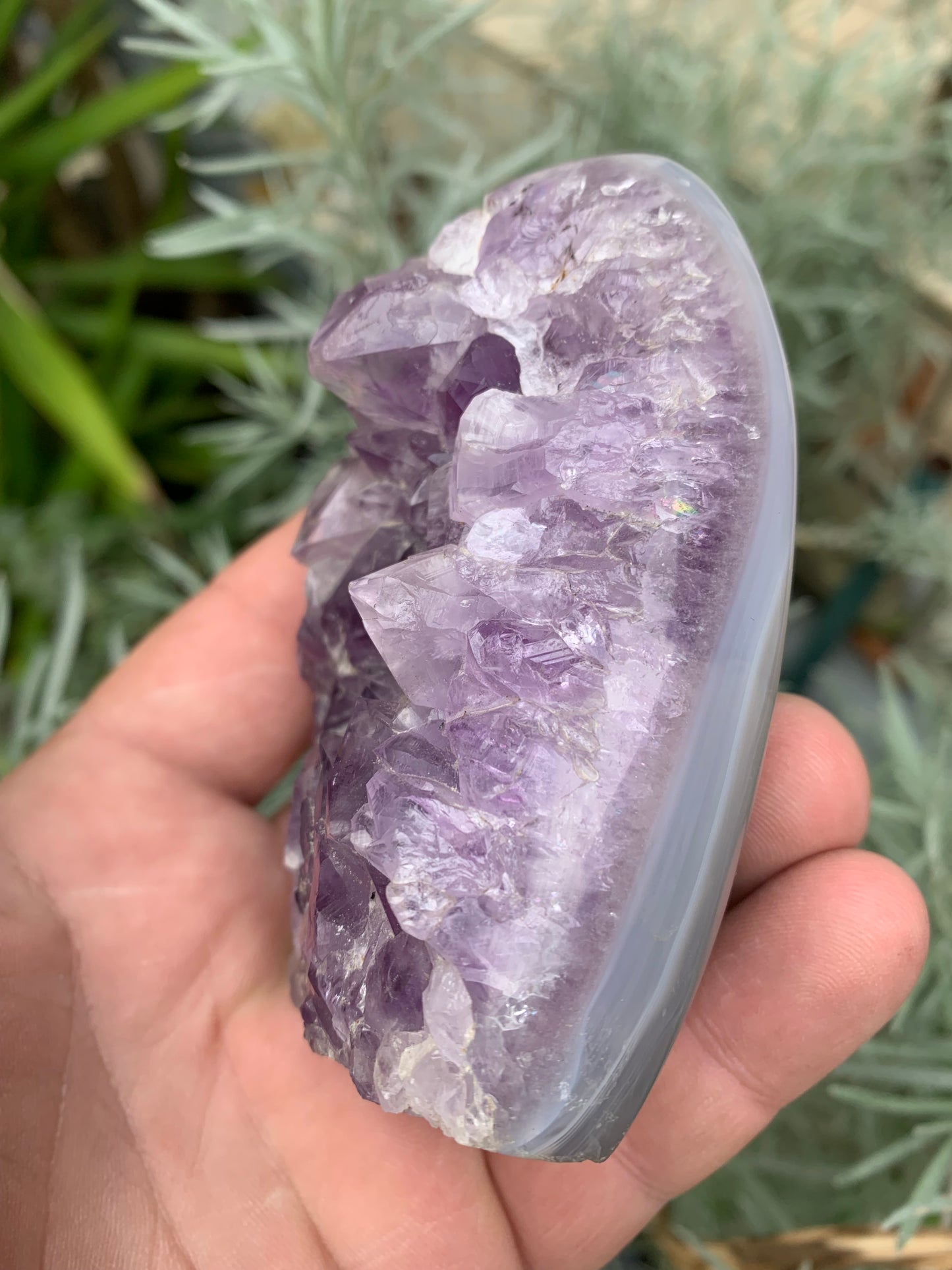Forme libre en améthyste et Agate – Pièce de ± 90 x 70 x 40 mm – 355,4 g !