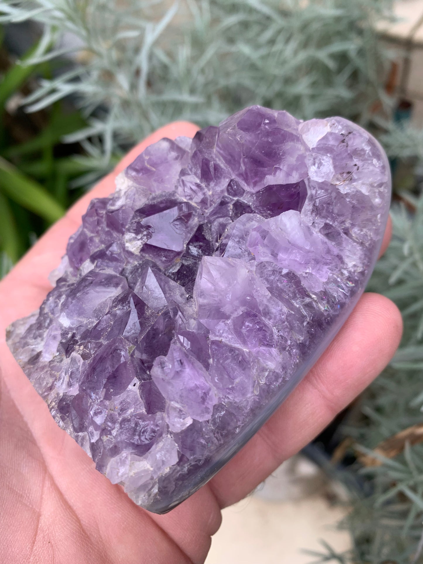 Forme libre en améthyste et Agate – Pièce de ± 90 x 70 x 40 mm – 355,4 g !