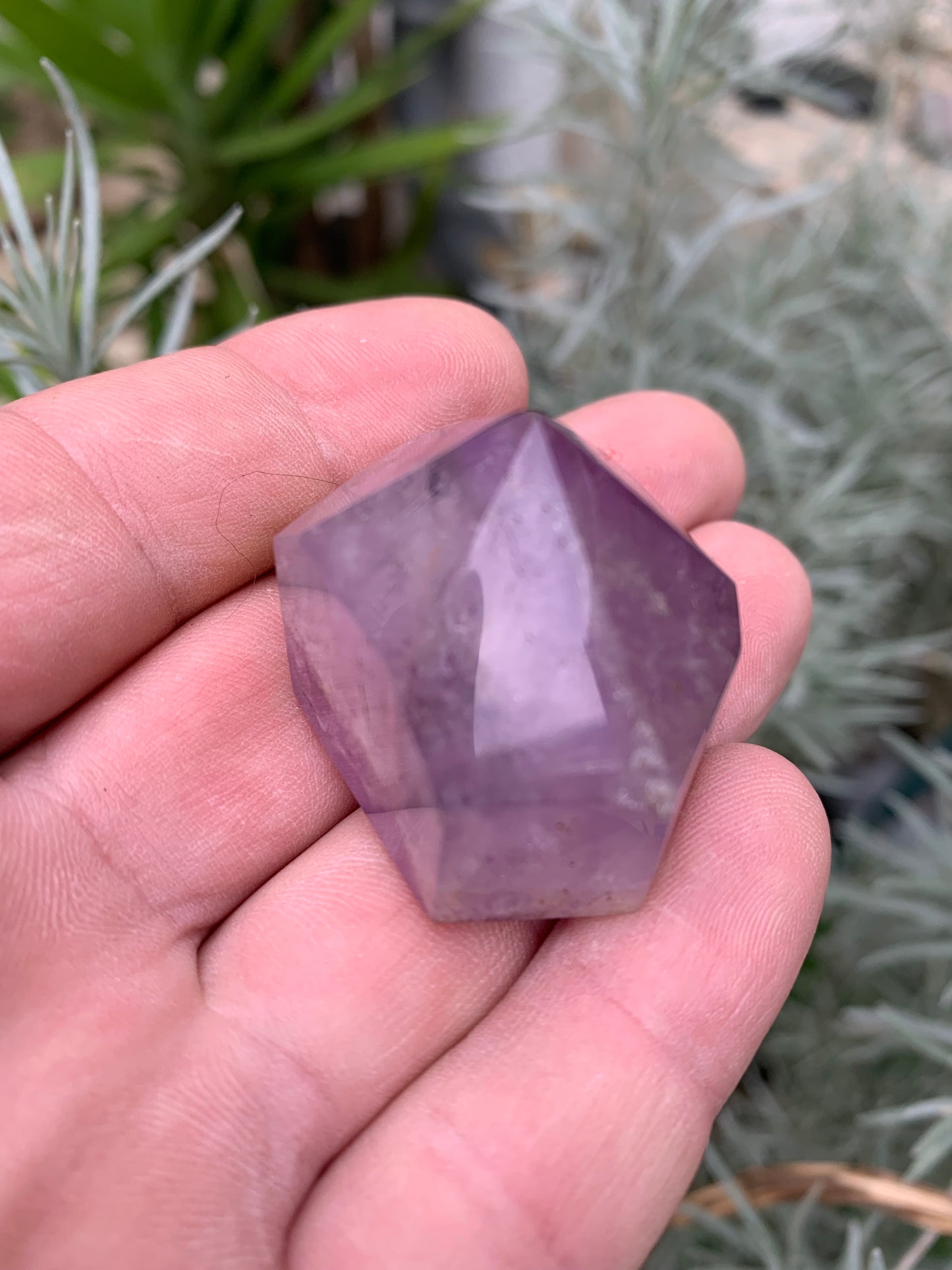 Cristal d’améthyste – Pointe naturelle de ± 38 x 32 x 30 mm – 47,3 g !