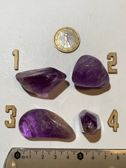 Améthyste – Pierres roulées à l'unité - ± 40 x 20 x 20 mm environ – De 11 à 28 g - parfait pour mettre dans les poches !