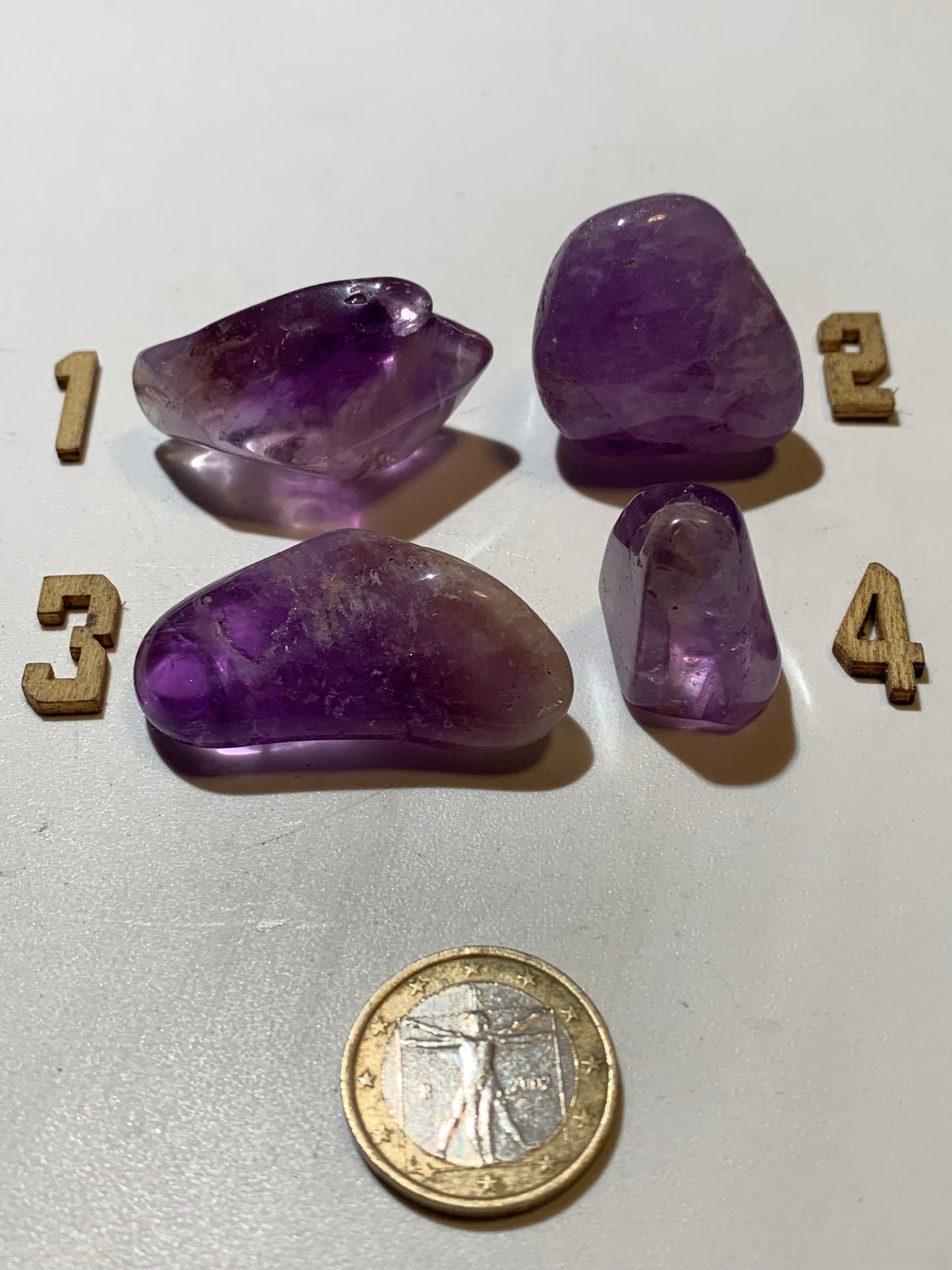 Améthyste – Pierres roulées à l'unité - ± 40 x 20 x 20 mm environ – De 11 à 28 g - parfait pour mettre dans les poches !
