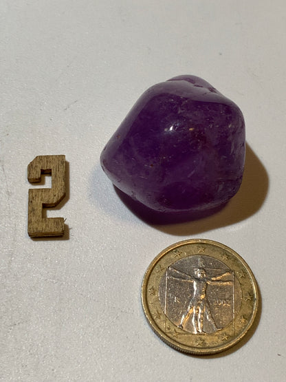Améthyste – Pierres roulées à l'unité - ± 40 x 20 x 20 mm environ – De 11 à 28 g - parfait pour mettre dans les poches !