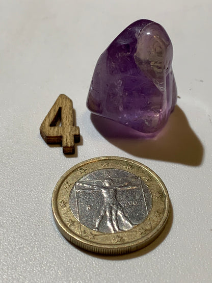 Améthyste – Pierres roulées à l'unité - ± 40 x 20 x 20 mm environ – De 11 à 28 g - parfait pour mettre dans les poches !