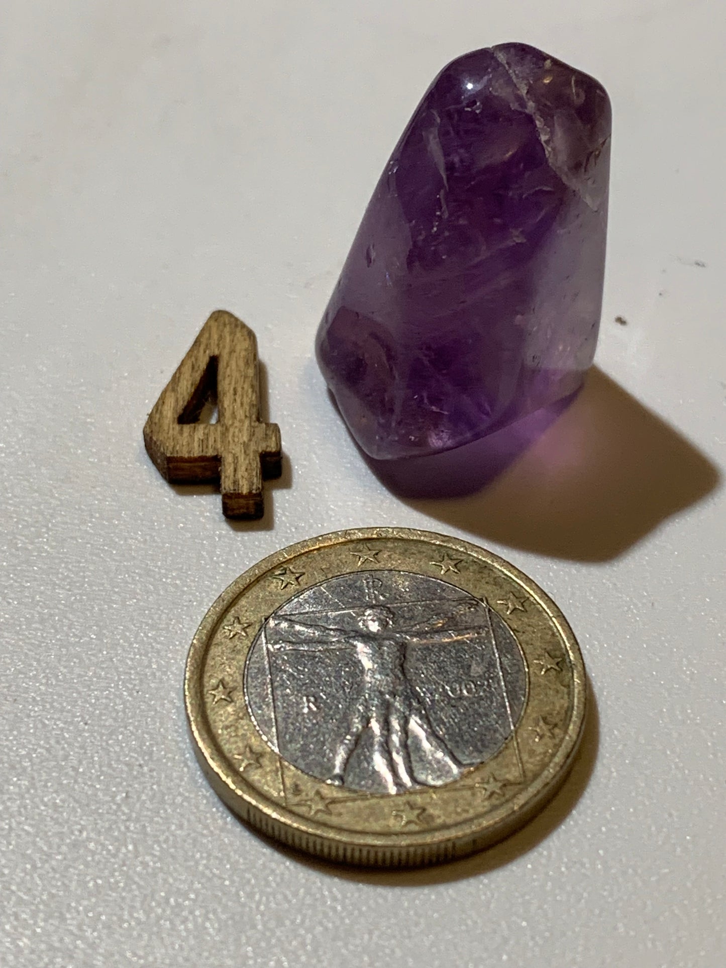Améthyste – Pierres roulées à l'unité - ± 40 x 20 x 20 mm environ – De 11 à 28 g - parfait pour mettre dans les poches !