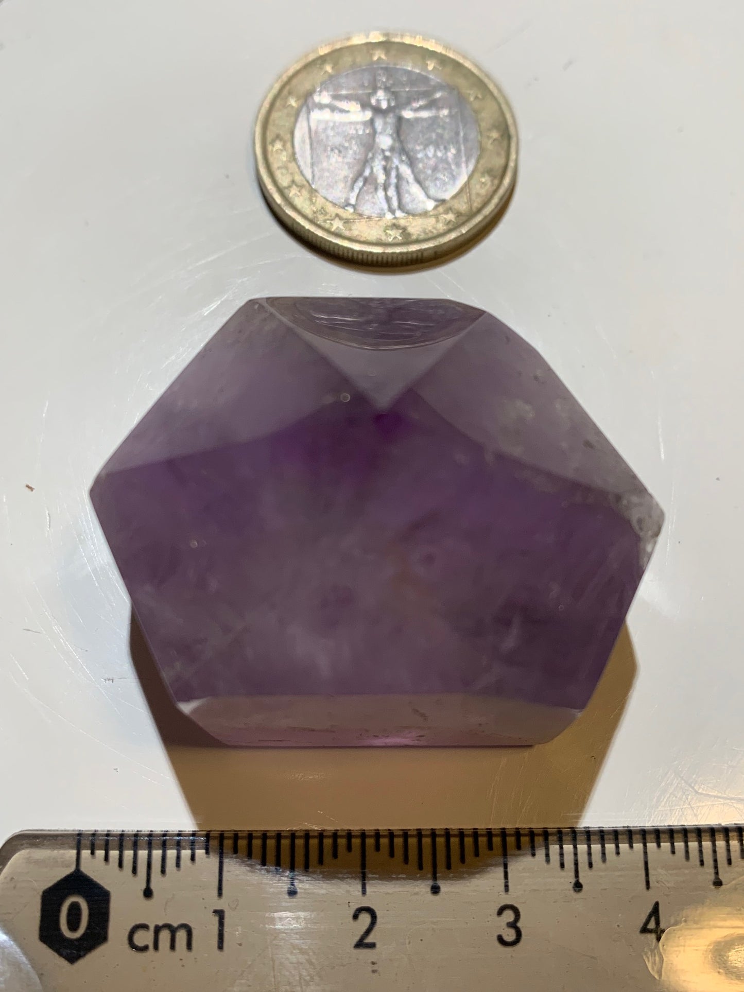 Cristal d’améthyste – Pointe naturelle de ± 38 x 32 x 30 mm – 47,3 g !