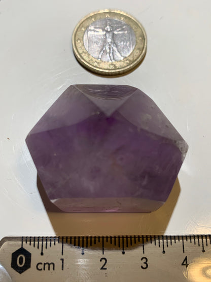 Cristal d’améthyste – Pointe naturelle de ± 38 x 32 x 30 mm – 47,3 g !