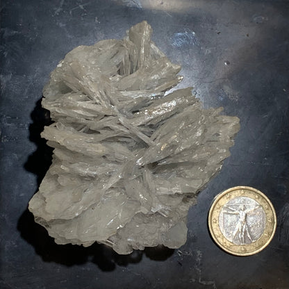 Baryte/ Barytine bleue (France) - Superbe spécimen brut de 73 mm x 62 x 45 - 219,3 gr. !