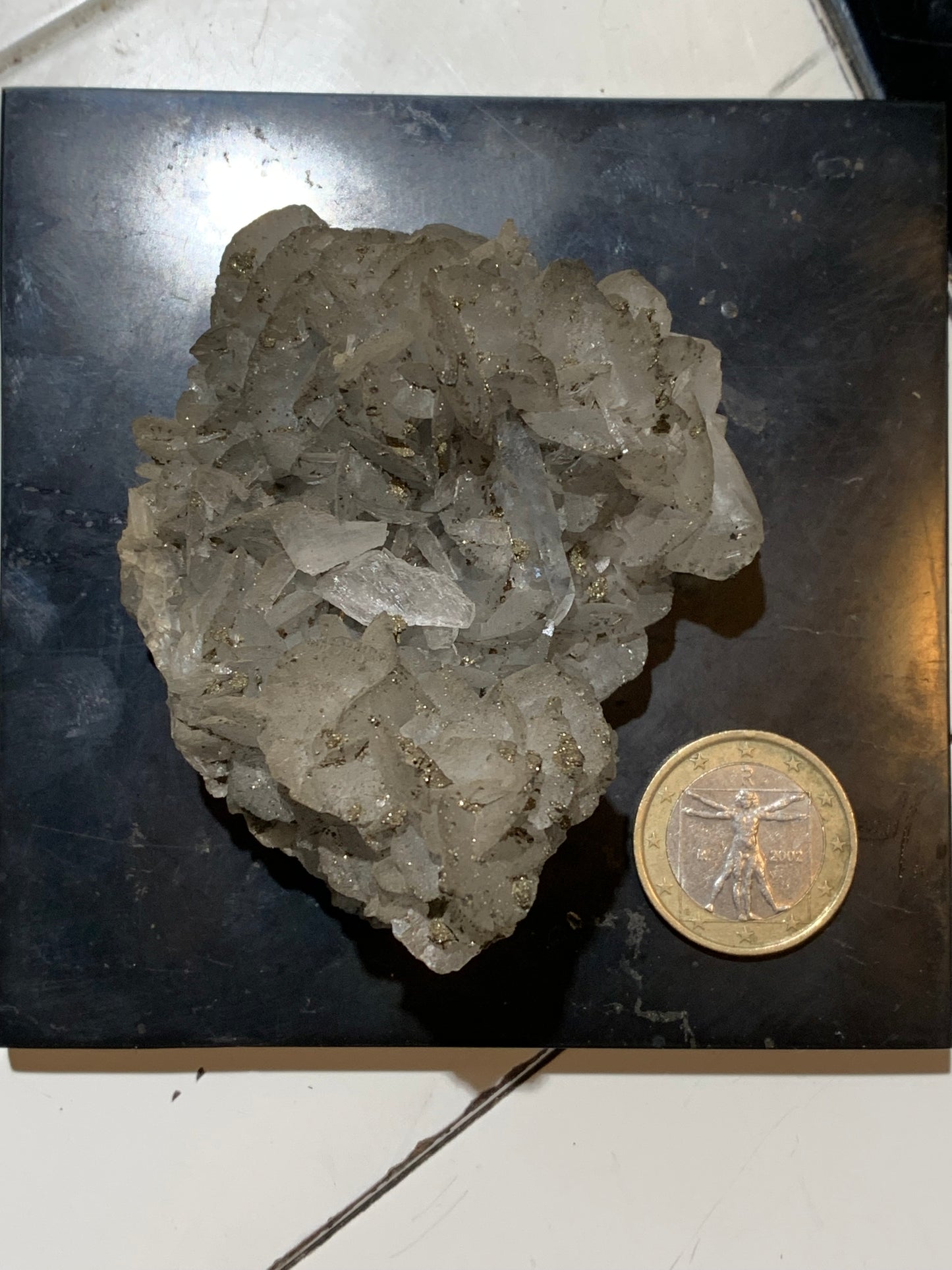 Baryte/ Barytine avec galène et chalcopyrite (France) - Superbe spécimen brut de 78 mm x 64 x 42 - 148 gr. !
