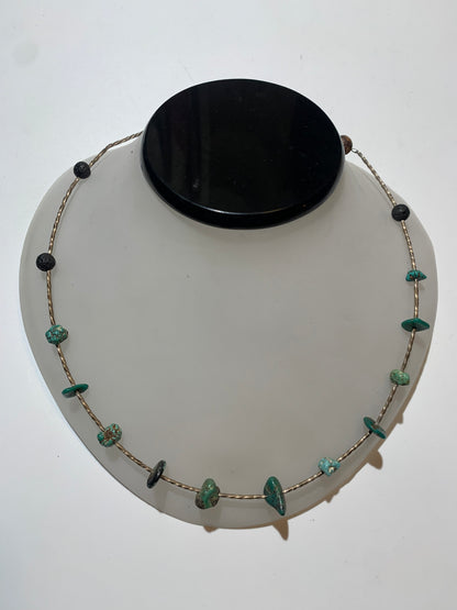 Collier créé par Zen Curiosity – Turquoise naturelle, perles baroques et fantaisie - Longueur 45 cm - Finition en Argent !