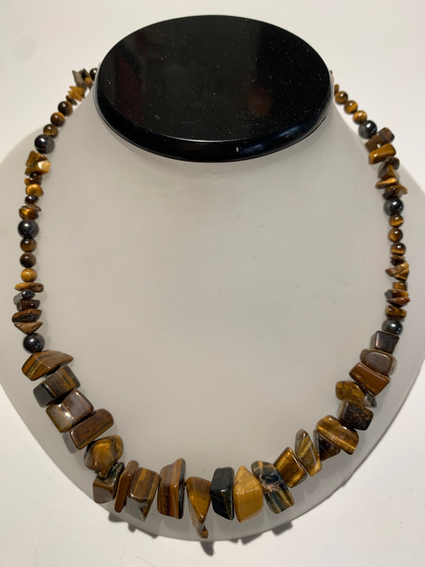 Collier créé par Zen Curiosity – Œil de tigre, perles baroques et rondes - Longueur 40 cm avec rajout de 9 cm - 3 finitions au choix