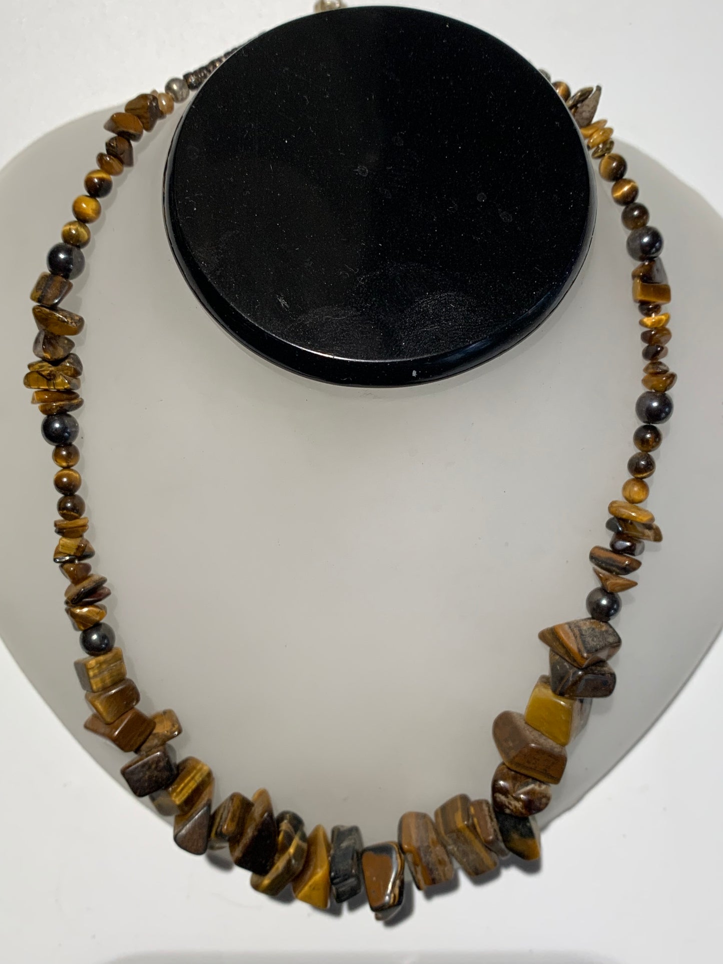 Collier créé par Zen Curiosity – Œil de tigre, perles baroques et rondes - Longueur 40 cm avec rajout de 9 cm - 3 finitions au choix