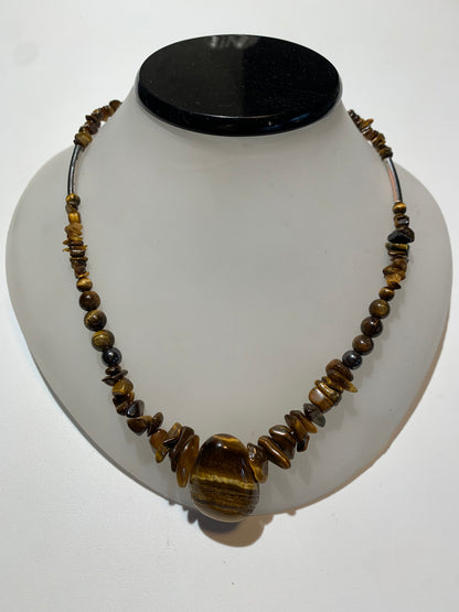 Collier créé par Zen Curiosity – Œil de tigre, perles baroques et rondes - Longueur 42 cm - 3 finitions au choix