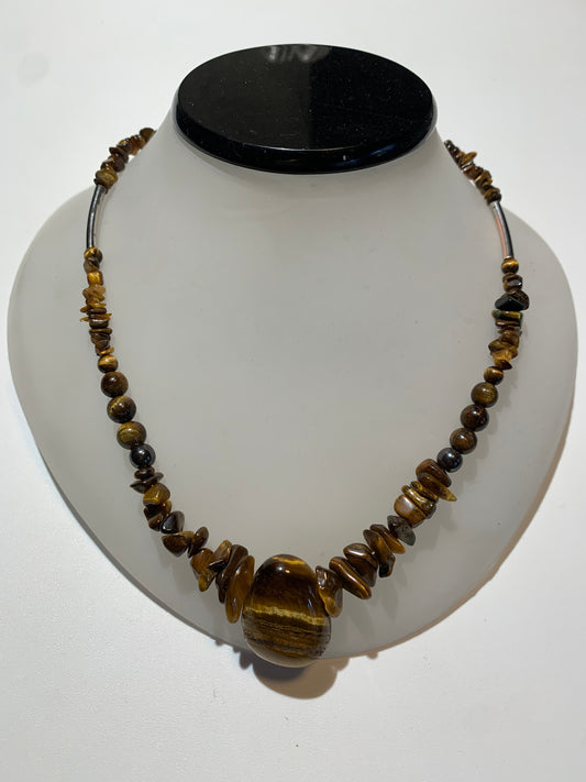 Collier créé par Zen Curiosity – Œil de tigre, perles baroques et rondes - Longueur 42 cm - 3 finitions au choix