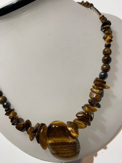 Collier créé par Zen Curiosity – Œil de tigre, perles baroques et rondes - Longueur 42 cm - 3 finitions au choix