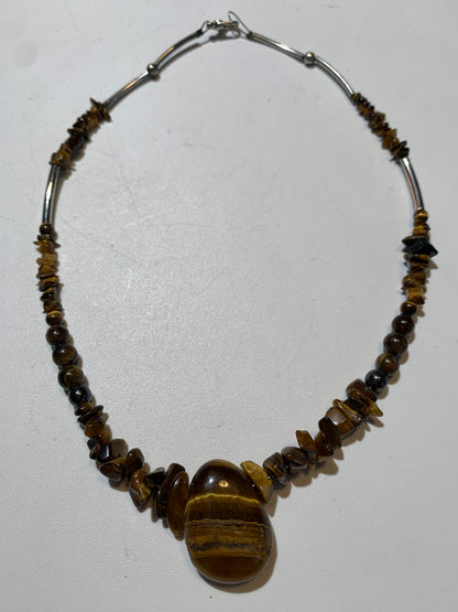 Collier créé par Zen Curiosity – Œil de tigre, perles baroques et rondes - Longueur 42 cm - 3 finitions au choix