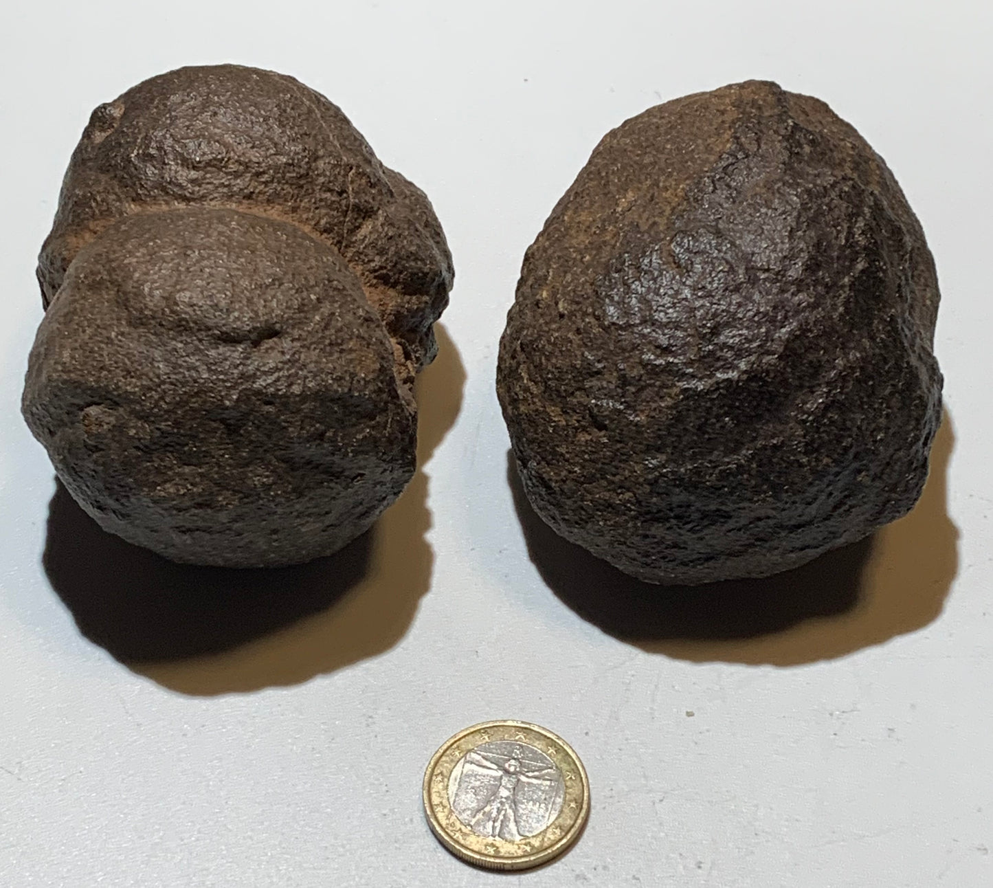 Boules de Moqui ou Pierres des Chamans - Paire unique de Ø 80 mm  – 601,5 g (les deux) – Pierre rare et exceptionnelle !