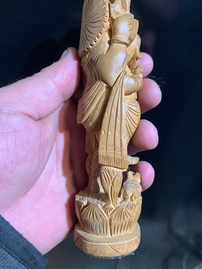 Statuette ancienne de Ganesh sculptée dans du bois de Santal - 15 cm de haut - 109,3 g . - Superbe pièce !