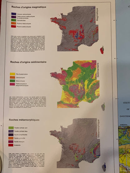 Carte géologique de la France par le BRGM - 1 : 1 000 000 éme avec guide d'explication - 1 x 1,50 m