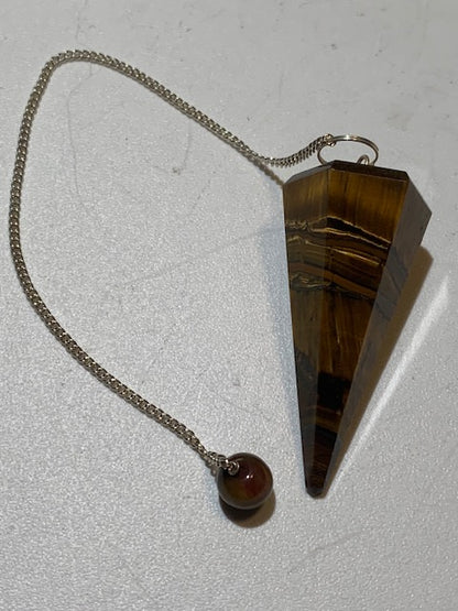 Pendule en œil de tigre, forme conique facettée. Pour la radiesthésie, adapté aux professionnels comme aux débutants, parfait !