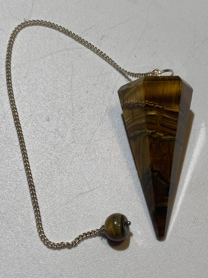 Pendule en œil de tigre, forme conique facettée. Pour la radiesthésie, adapté aux professionnels comme aux débutants, parfait !
