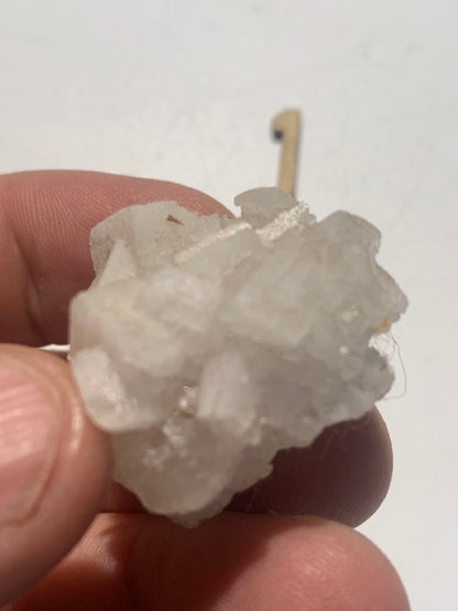 Halite, minéral naturel composé de chlorure de sodium (NaCl), plus connu sous le nom de sel gemme - 2 pièces au choix !