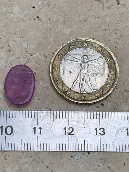 Améthyste, cabochon de 10mm x 5 x 4 - 1,5 carats Parfait en bijouterie, collection ,exposition...
