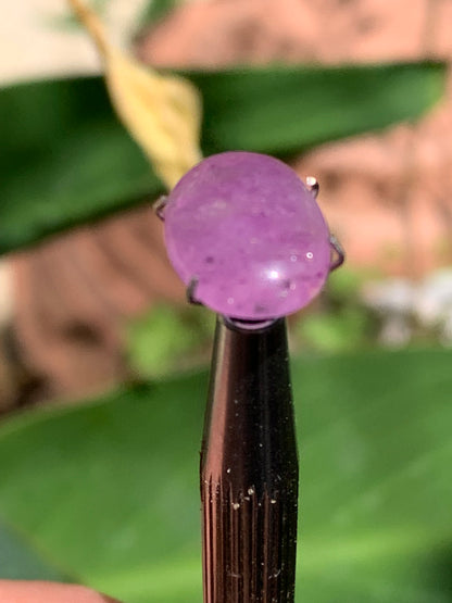 Améthyste, cabochon de 10mm x 5 x 4 - 1,5 carats Parfait en bijouterie, collection ,exposition...