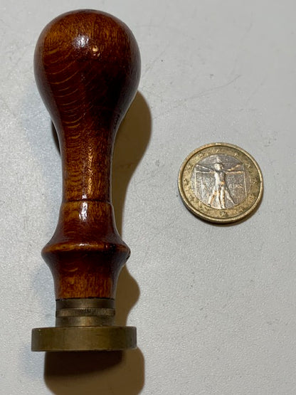 Timbre à sceller, cachet de Sceau de fleur avec tête en Laiton de 25 mm et Manche en Bois, mesurant 8 × 3 cm pour un poids de 38 g.