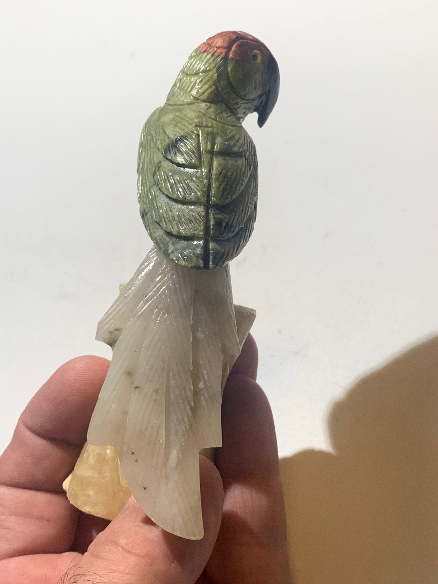 Statuette de Perroquet 'Amazone' Fait Main – Pièce Artisanale aux Très Belles Finitions, Objet Décoratif Unique et Élégant - 12 x 6 x 4 cm - 170,8 g