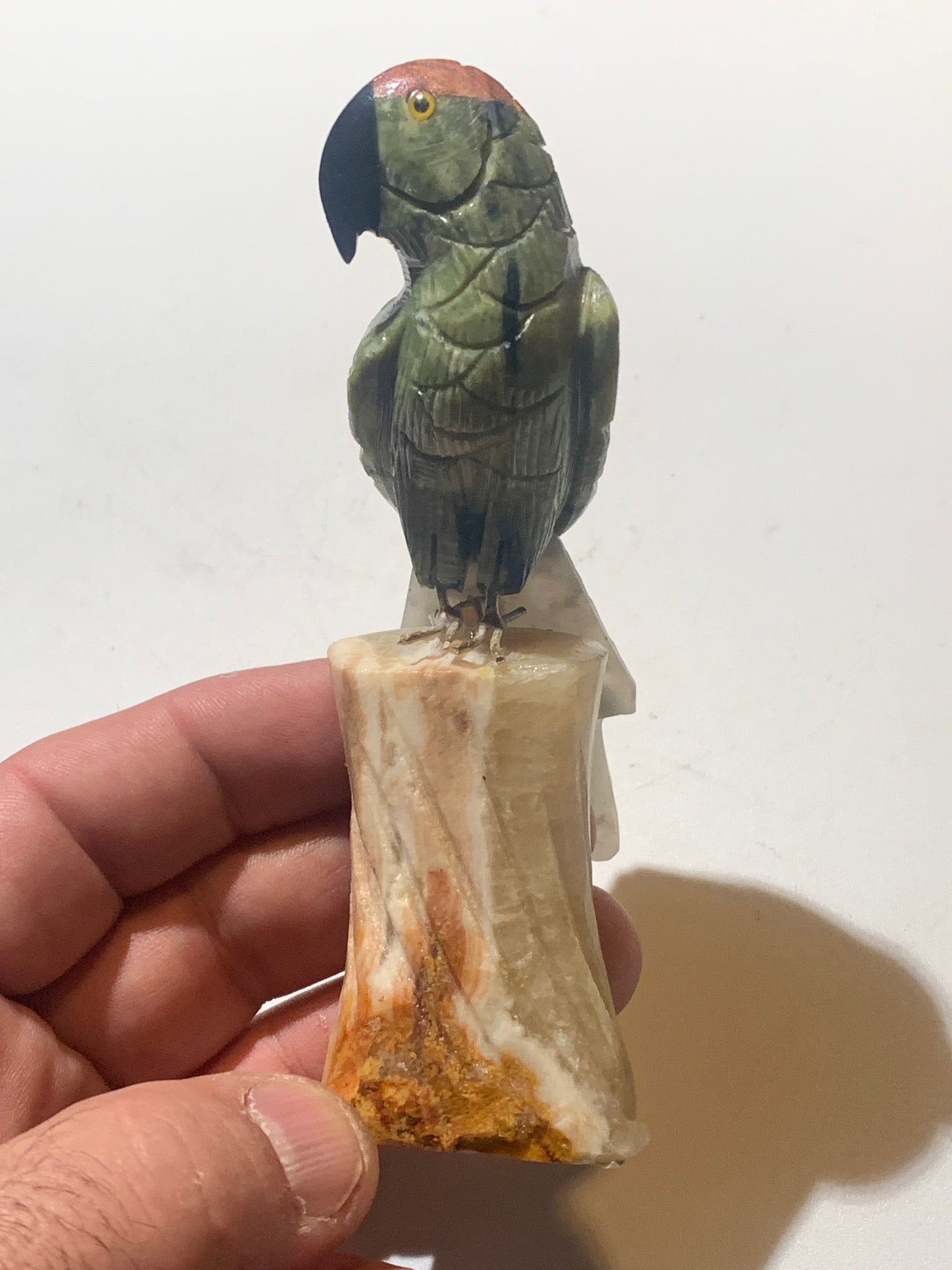 Statuette de Perroquet 'Amazone' Fait Main – Pièce Artisanale aux Très Belles Finitions, Objet Décoratif Unique et Élégant - 12 x 6 x 4 cm - 170,8 g