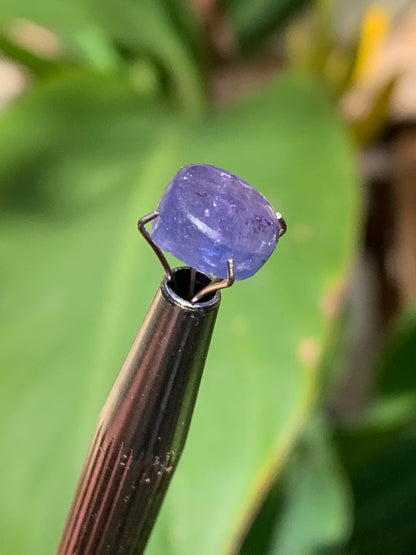 Tanzanite/ Zoïsite bleue, cabochon de 10mm de diamètre x 5 - 3,5 carats. Parfait en bijouterie, collection ,exposition...