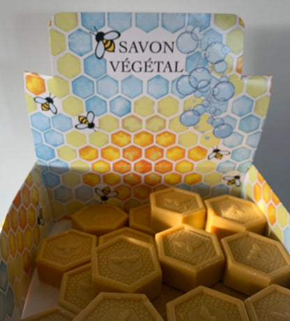 100g vegetable soap with natural honey - Harvested in Savoie (France) - Sold individually or in packs of 42