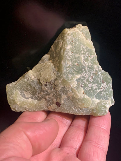 Jadéite - Spécimen brut sciée - 9 x 7 x 4 cm - 185,7 gr.