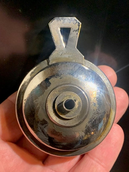 Lampe à huile ancienne, en métal chromé - 8 x 5,5 x 4 cm - 27,7 g