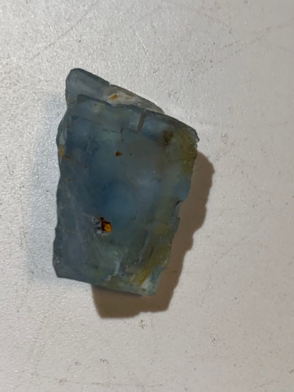 Fluorite bleue de France - 32 mm x 20 x 19 / 21,1 grammes