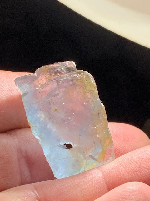 Fluorite bleue de France - 32 mm x 20 x 19 / 21,1 grammes