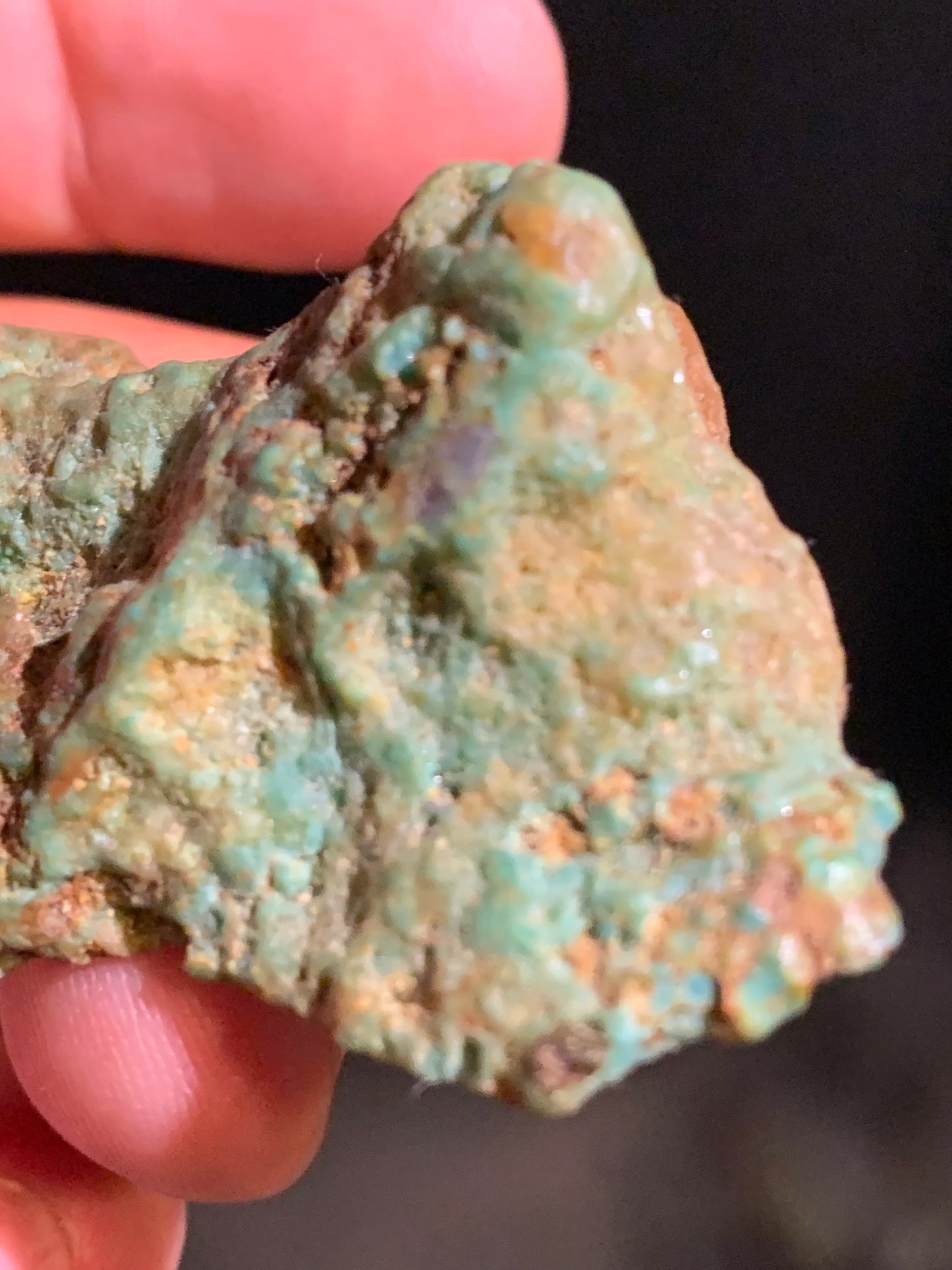 Turquoise verte du Mexique, demi pépite naturelle de 59 mm x 42 x 19 - 26,9 gr.