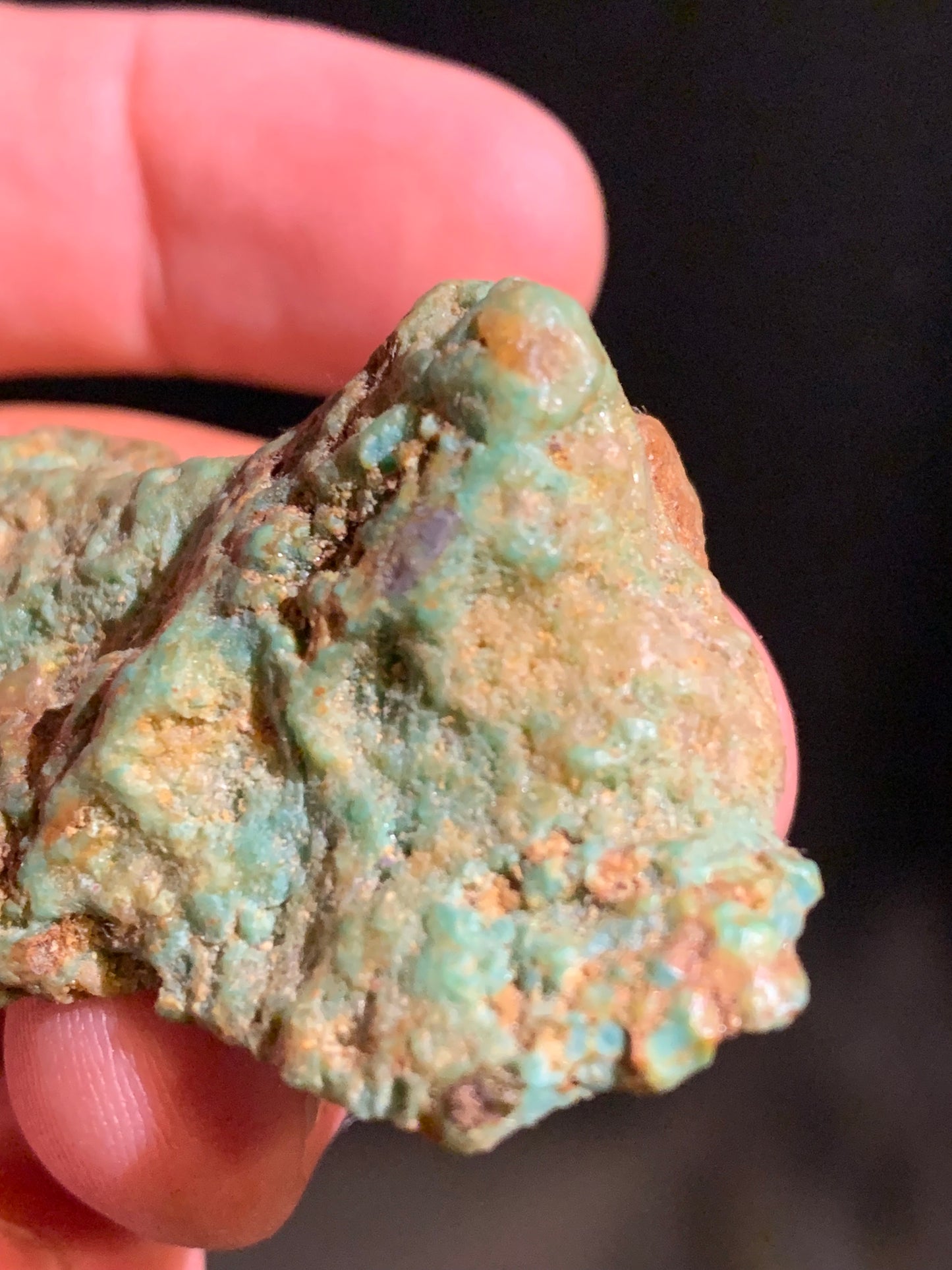 Turquoise verte du Mexique, demi pépite naturelle de 59 mm x 42 x 19 - 26,9 gr.
