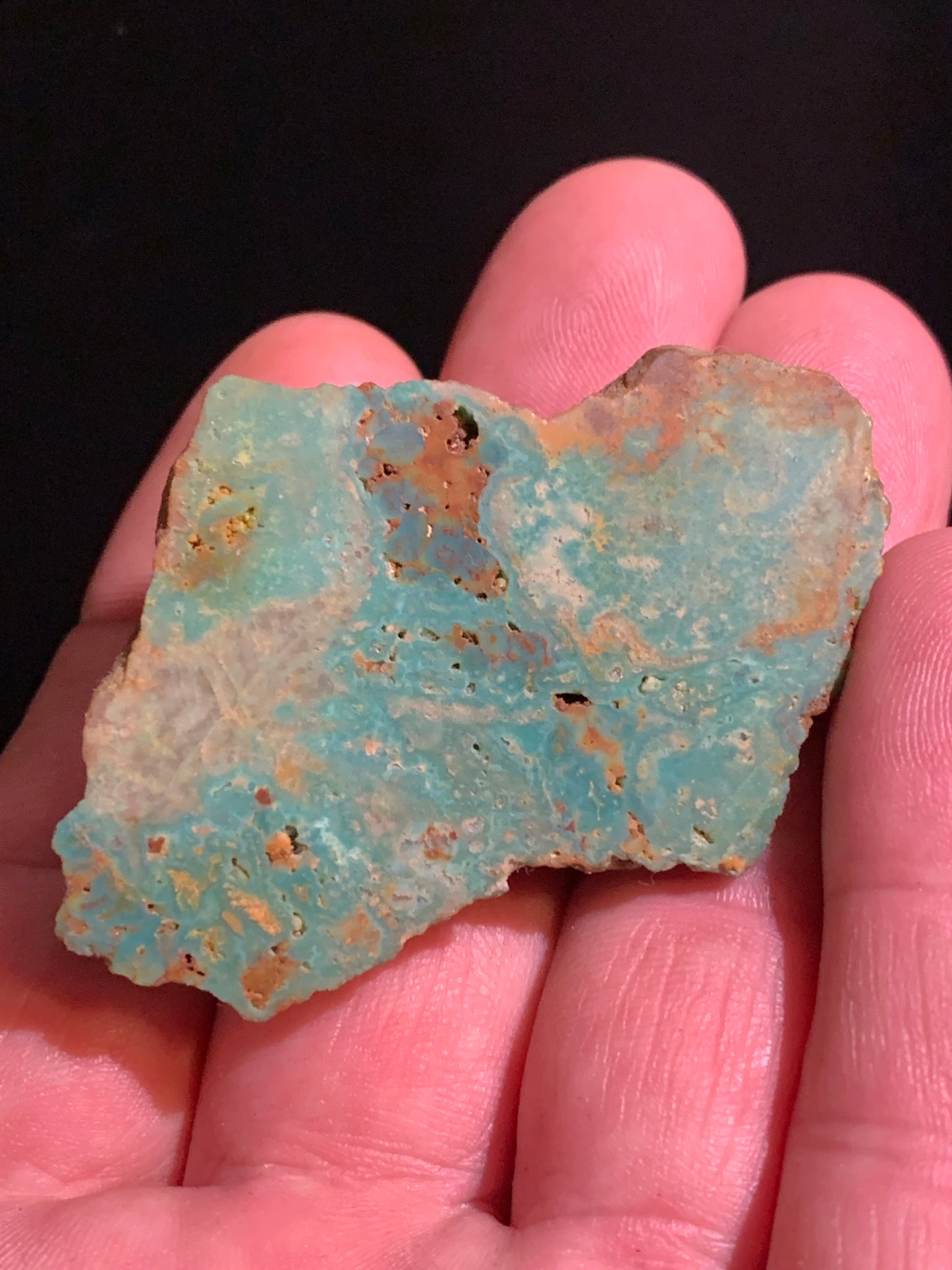 Turquoise verte du Mexique, demi pépite naturelle de 59 mm x 42 x 19 - 26,9 gr.