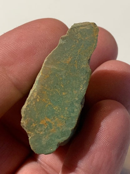 Turquoise verte du Mexique, demi pépite naturelle de 41 mm x 27 x 20 - 22,3 gr.