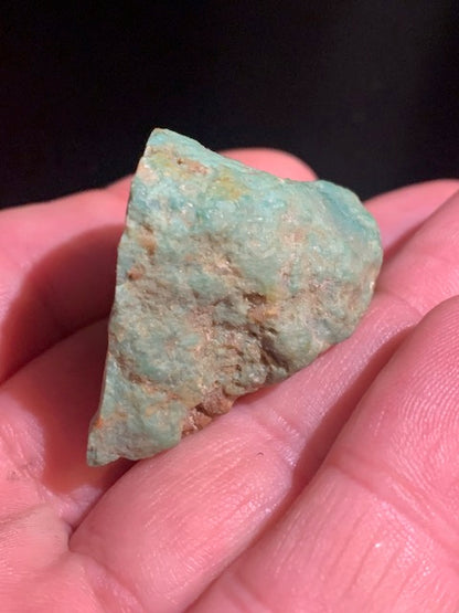 Turquoise verte du Mexique, demi pépite naturelle de 36 mm x 27 x 26 - 24,2 gr.