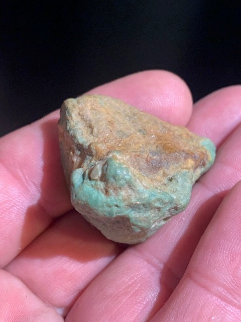 Turquoise verte du Mexique, demi pépite naturelle de 36 mm x 27 x 26 - 24,2 gr.