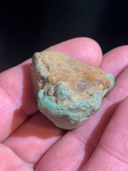 Turquoise verte du Mexique, demi pépite naturelle de 36 mm x 27 x 26 - 24,2 gr.