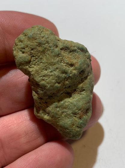 Turquoise verte du Mexique, pépite naturelle de 45 x 32 x 20 - 20,7 gr.
