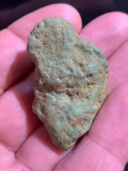 Turquoise verte du Mexique, pépite naturelle de 45 x 32 x 20 - 20,7 gr.