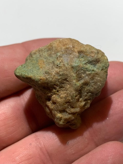 Turquoise verte du Mexique, pépite naturelle de 35 x 30 x 27 - 27,3 gr.