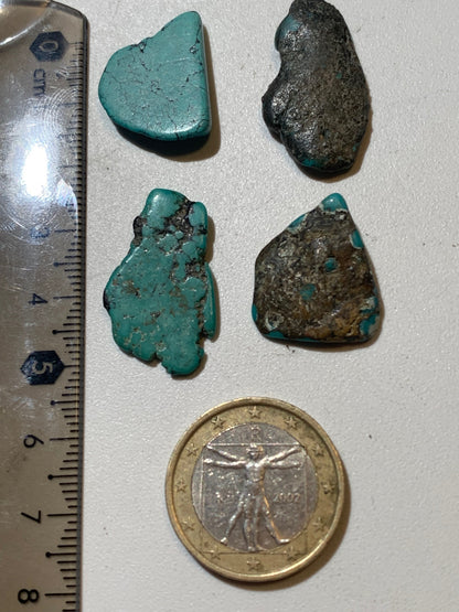 Turquoise Tibétaine, en lot ou à l'unité - Petites pépites naturelles de 25 mm x 18 x 5 - 2 grammes en moyenne